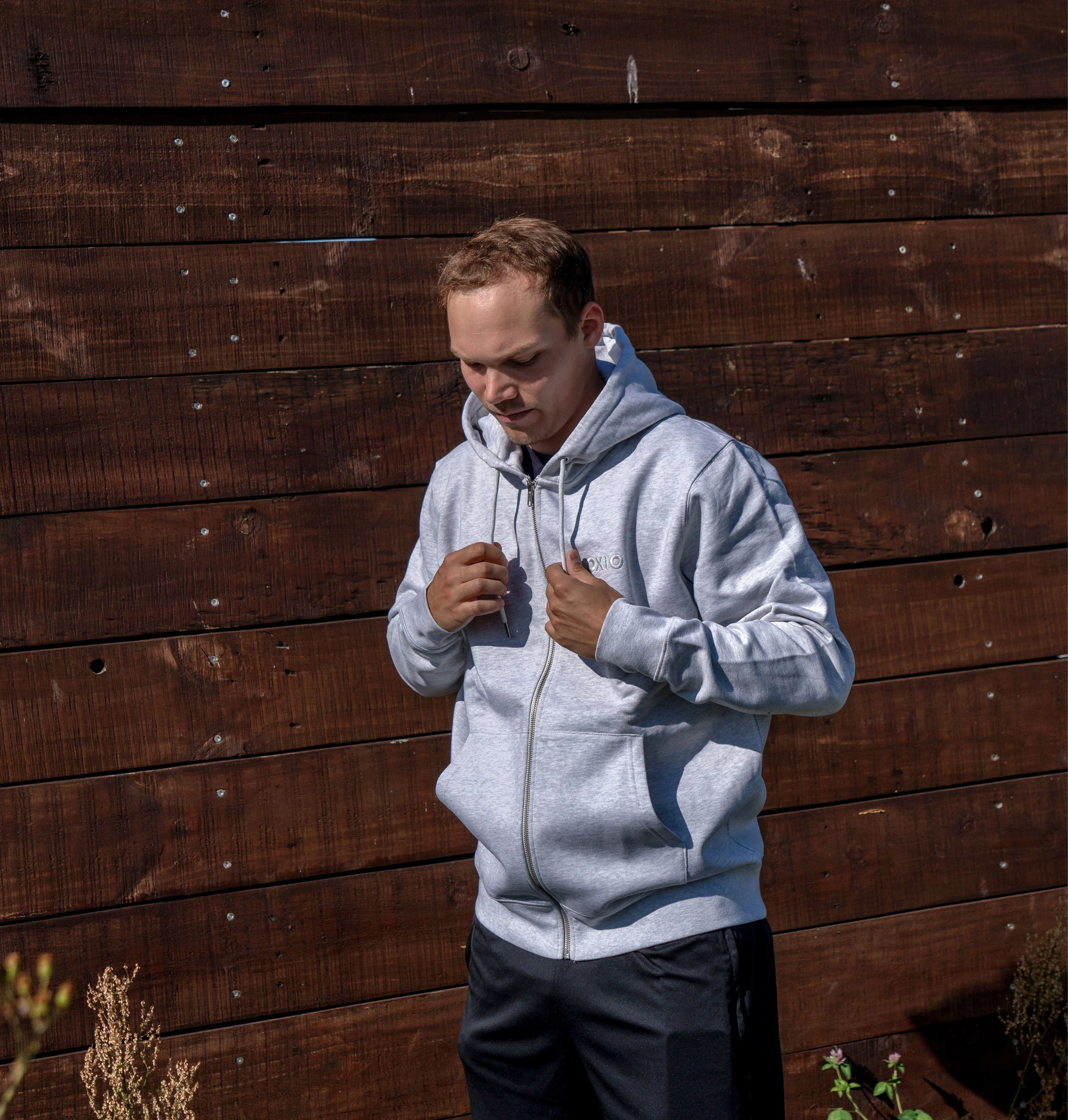 BOXIO ANDRE | Zip Hoodie