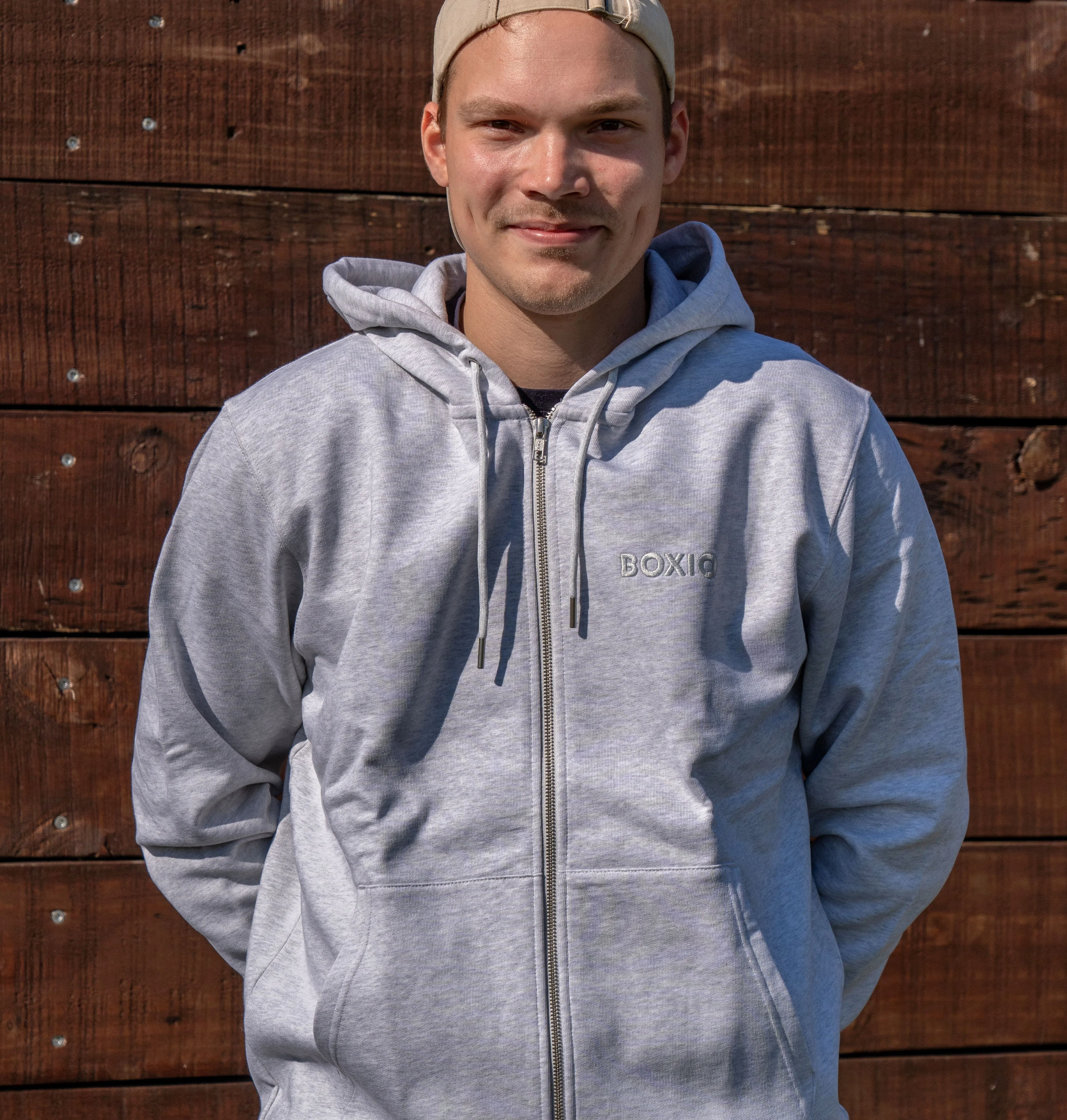 BOXIO ANDRE | Zip Hoodie - Image 2