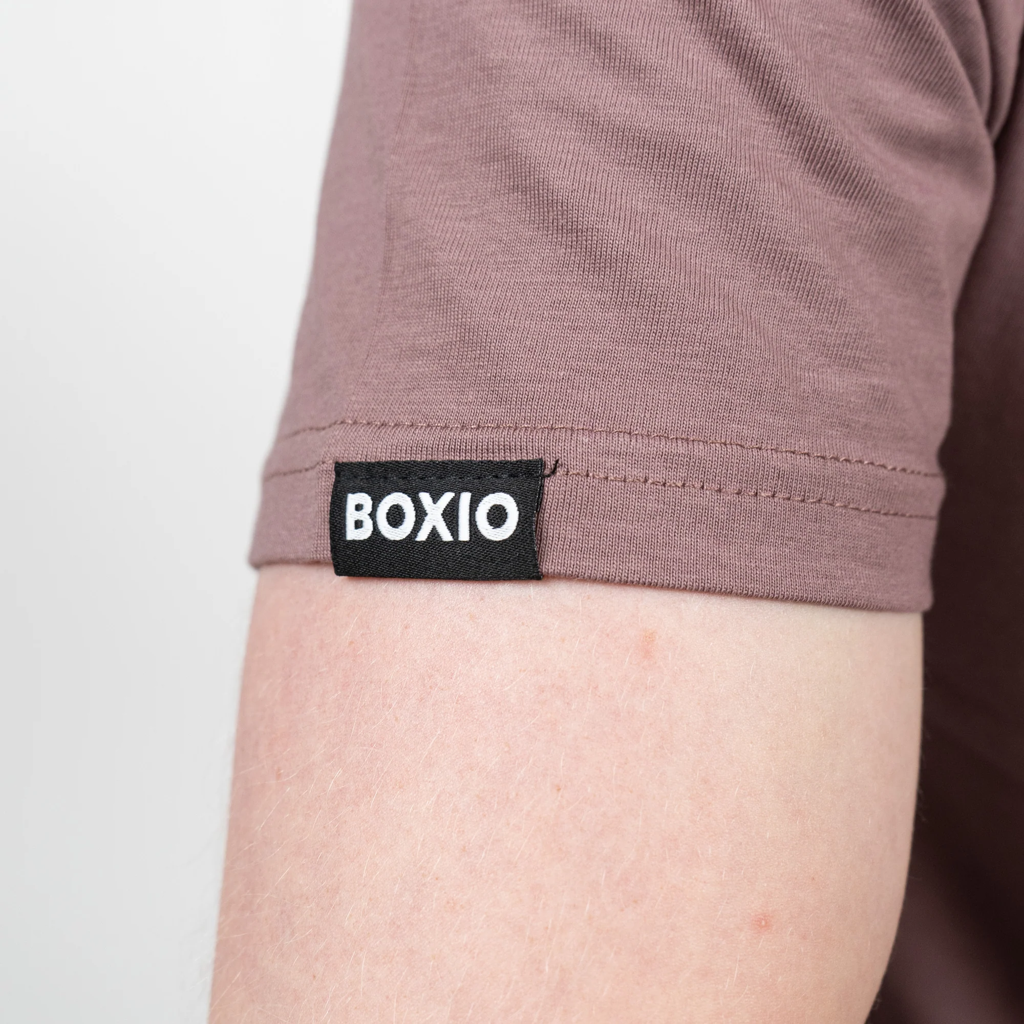 BOXIO NIKLAS | T-Shirt - Image 3