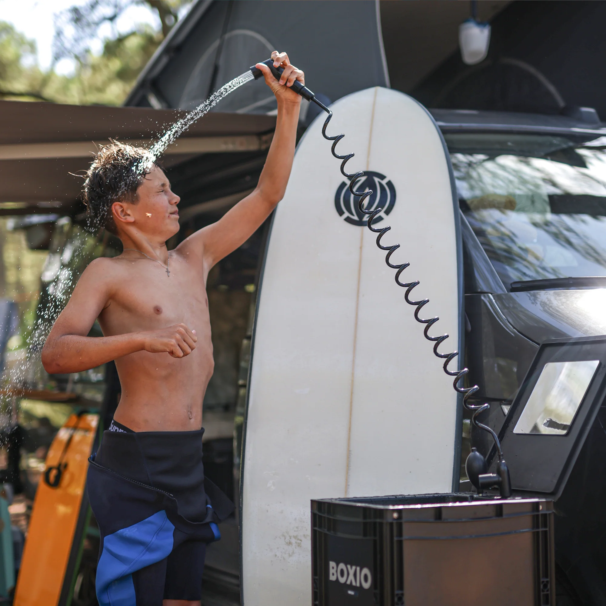 BOXIO WASH PLUS | Mobile washbasin with camping shower - Image 7